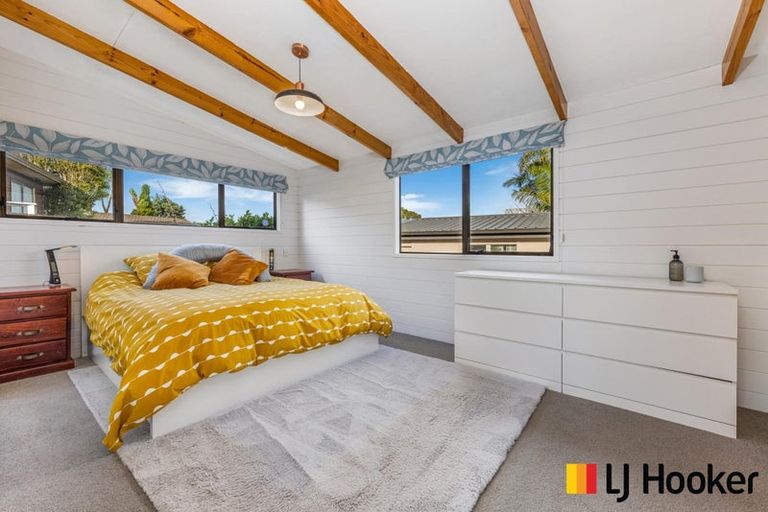 Photo of property in 165 Carnoustie Drive, Wattle Downs, Auckland, 2103