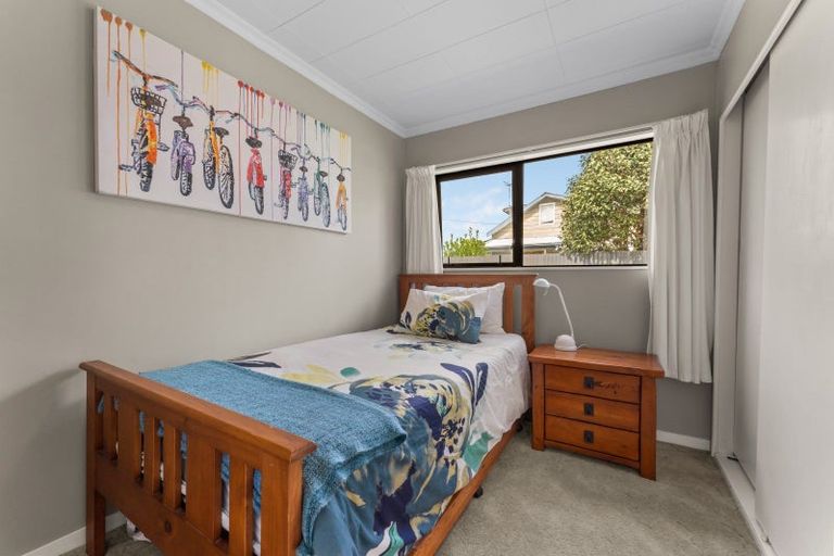 Photo of property in 5 Linklater Avenue, Foxton Beach, Foxton, 4815