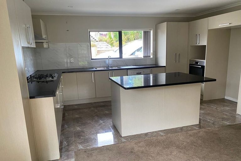 Photo of property in 813 Te Atatu Road, Te Atatu Peninsula, Auckland, 0610