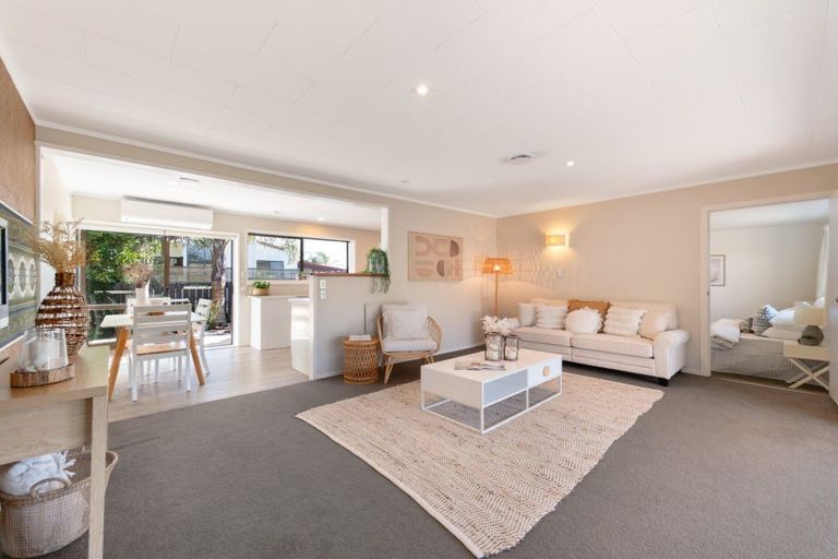 Photo of property in 2/28 Seaspray Drive, Mount Maunganui, 3116