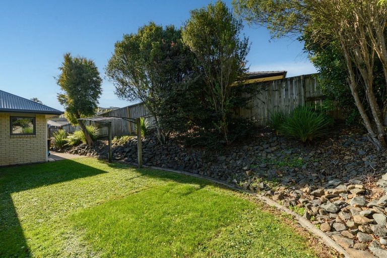 Photo of property in 22 Caldera Close, Pyes Pa, Tauranga, 3112
