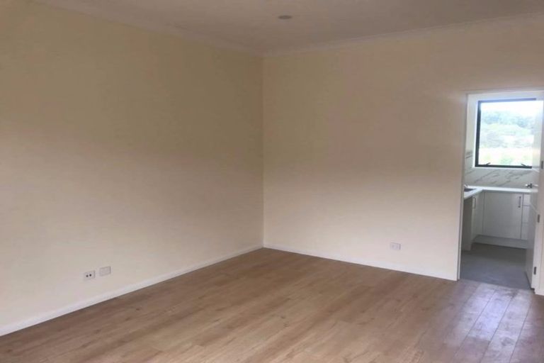 Photo of property in 131 Paremoremo Road, Lucas Heights, Auckland, 0632