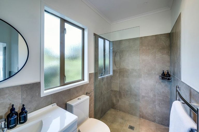 Photo of property in 6 Burbury Ridge, Havelock North, 4130