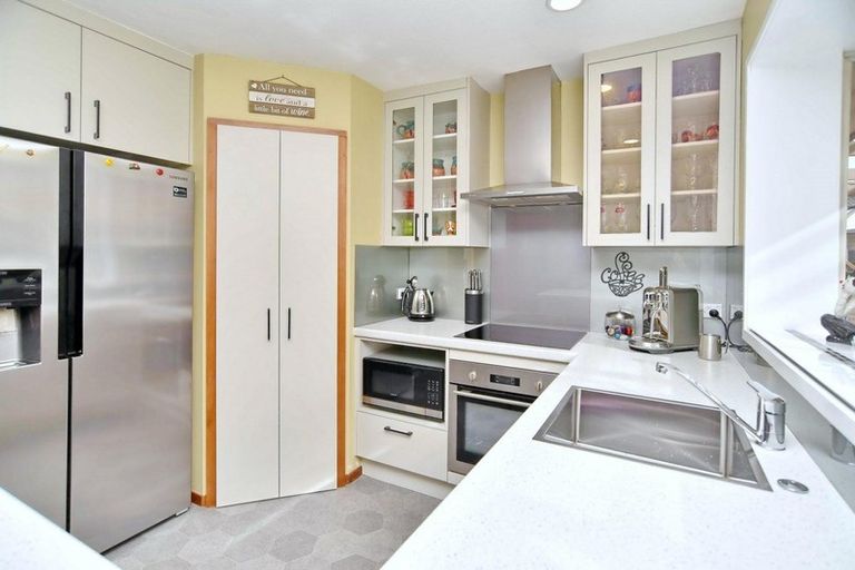 Photo of property in 3 Leith Place, Spreydon, Christchurch, 8024