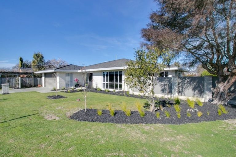 Photo of property in 2 Fern Grove, Taradale, Napier, 4112