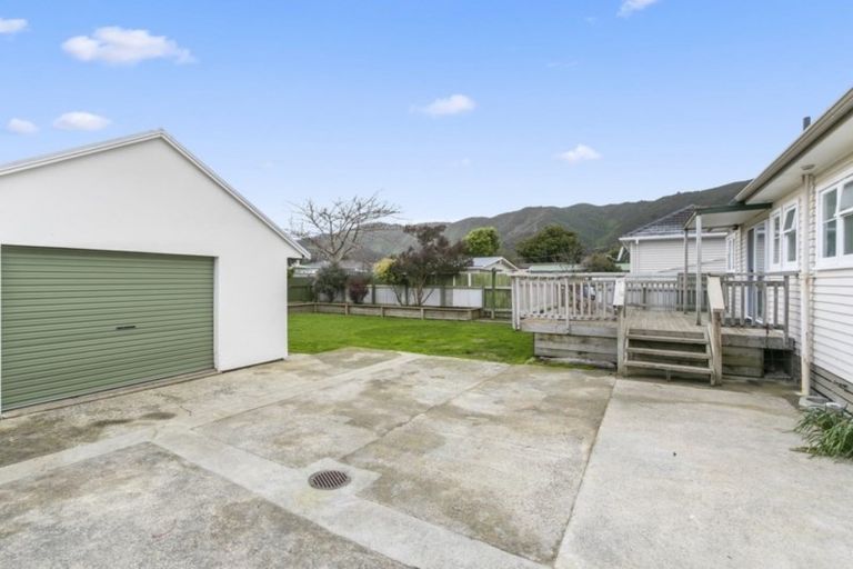 Photo of property in 14 Bythell Street, Wainuiomata, Lower Hutt, 5014