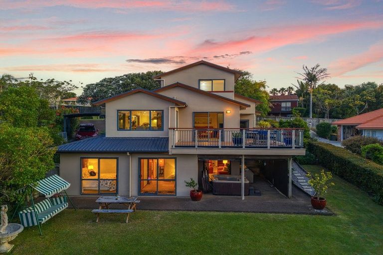 Photo of property in 19 D'urville Place, Gulf Harbour, Whangaparaoa, 0930