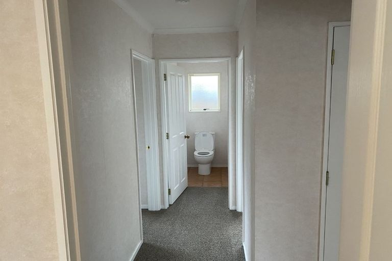 Photo of property in 48a Torkar Road, Clarks Beach, 2122