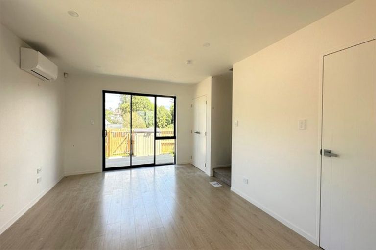 Photo of property in 133 Lancaster Road, Beach Haven, Auckland, 0626