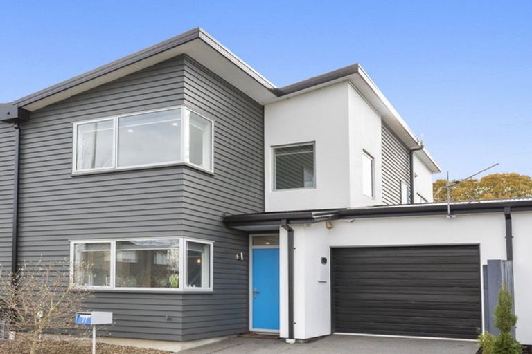 Photo of property in 22 Menin Gate Crescent, Broomfield, Christchurch, 8042