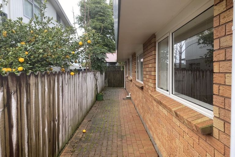 Photo of property in 48a Torkar Road, Clarks Beach, 2122