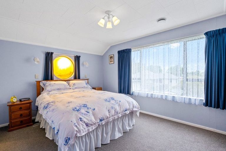 Photo of property in 36 Avenal Street, Avenal, Invercargill, 9810