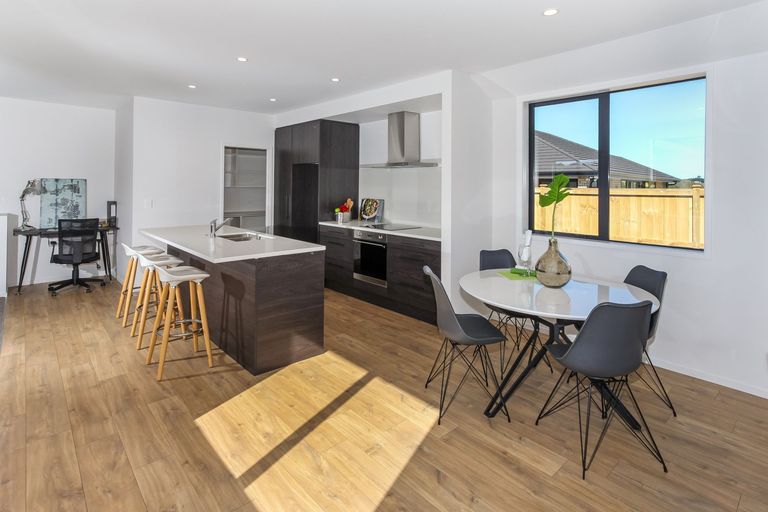 Photo of property in 4 Muirhill Place, Pokeno, 2402