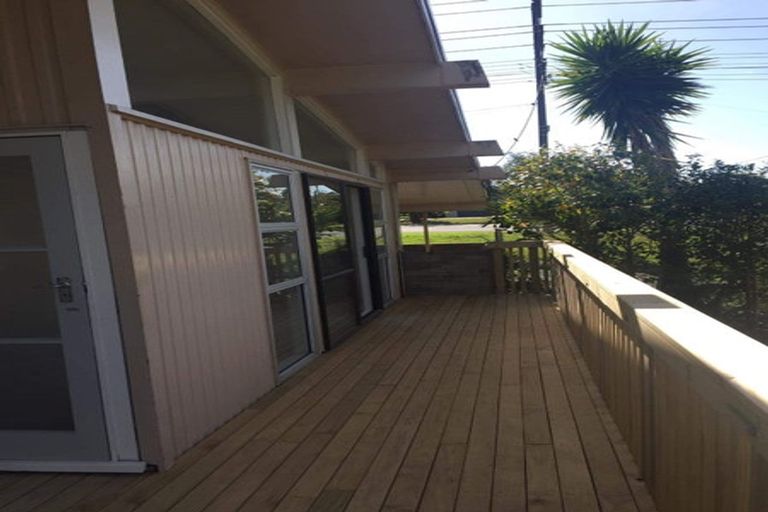 Photo of property in 351 Main Road, Huapai, Kumeu, 0810