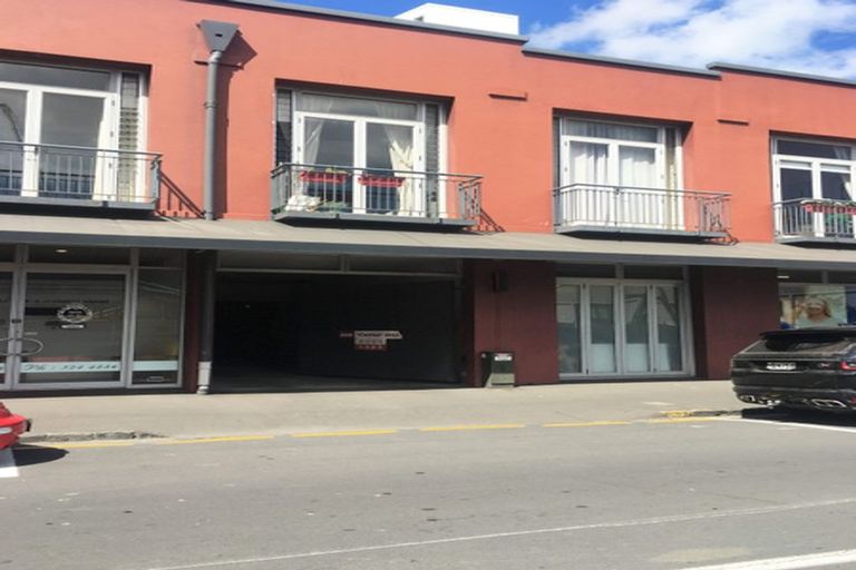 Photo of property in 1b/6 Kingdon Street, Newmarket, Auckland, 1023