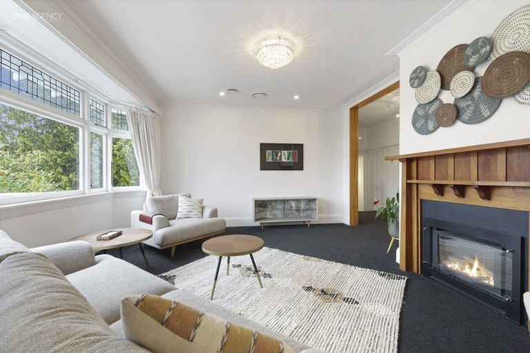 Photo of property in 14 Valley Road, Cashmere, Christchurch, 8022