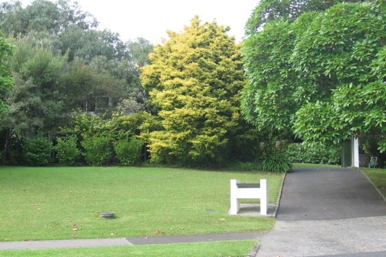 Photo of property in 66 Fisher Parade, Sunnyhills, Auckland, 2010
