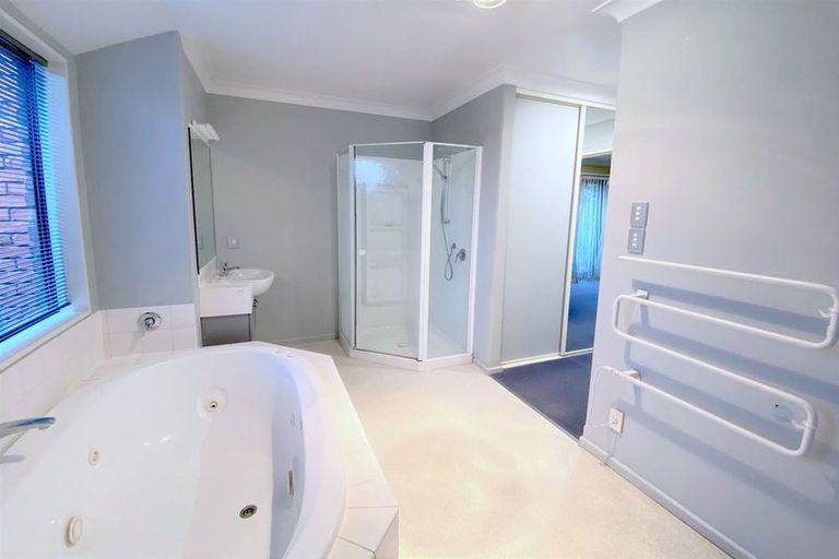 Photo of property in 111 Hawford Road, Opawa, Christchurch, 8023