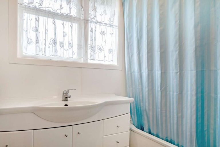 Photo of property in 20 Pedlar Street, Mangakakahi, Rotorua, 3015