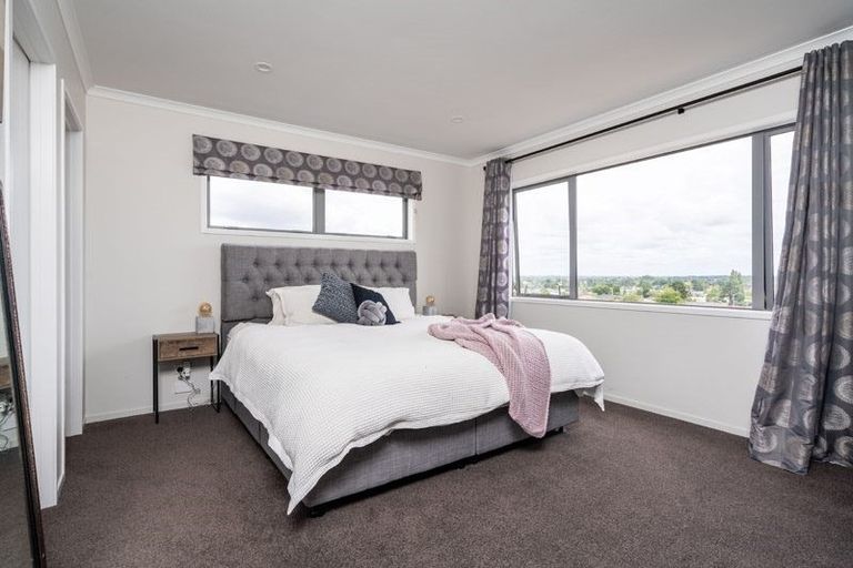 Photo of property in 155 Keri Vista Rise, Papakura, 2110
