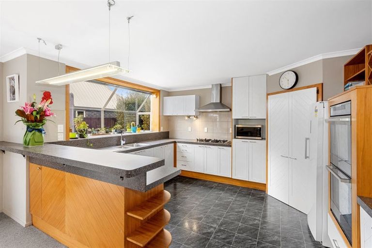 Photo of property in 34 Townshend Crescent, Halswell, Christchurch, 8025