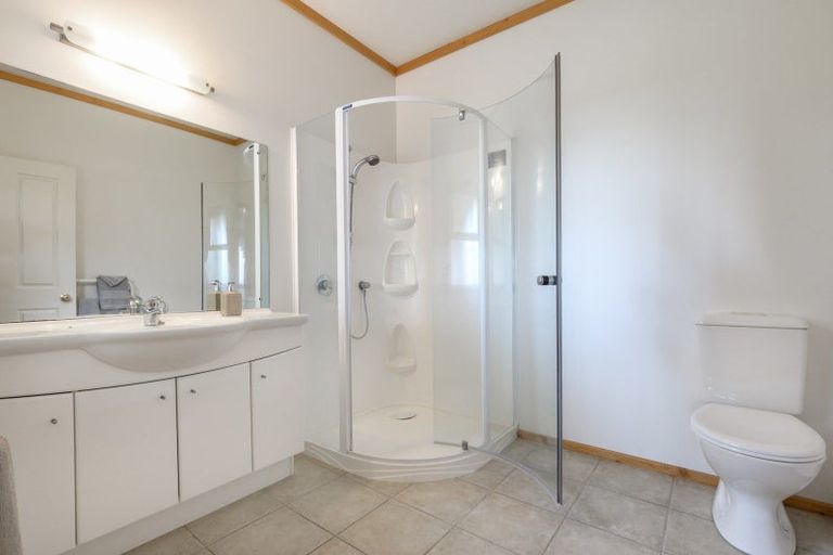 Photo of property in 390 Rowe Road, Ohauiti, Tauranga, 3173