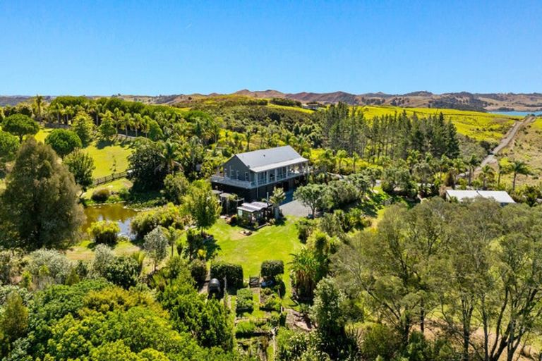 Photo of property in 134 Phillips Road, Kaiwaka, 0573