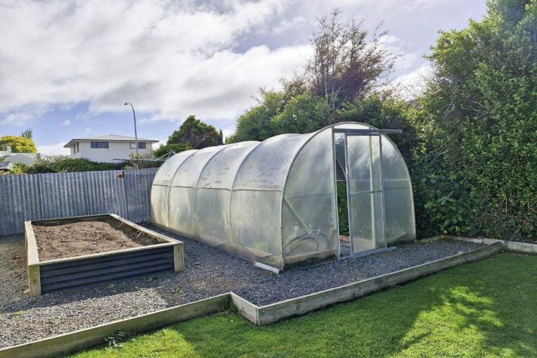 Photo of property in 145 Cunningham Crescent, Grasmere, Invercargill, 9810