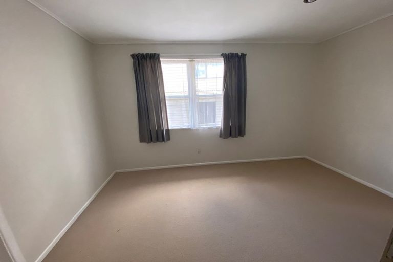 Photo of property in 62 Cardiff Road, Pakuranga, Auckland, 2010