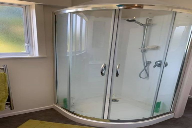 Photo of property in 2 Porter Place, Paekakariki, 5034