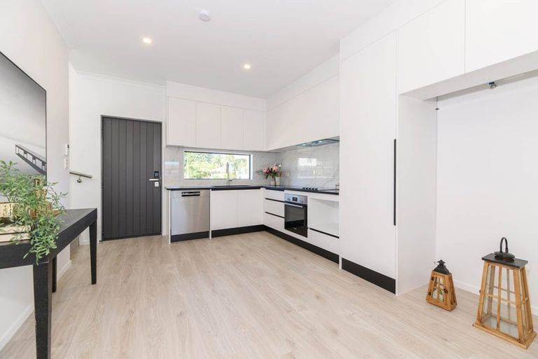 Photo of property in 71a Cornwall Road, Papatoetoe, Auckland, 2025