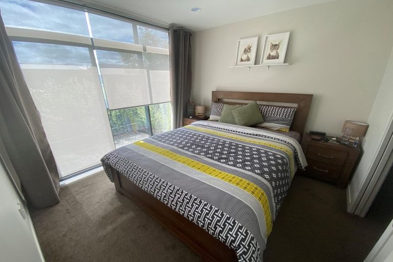 Photo of property in 20 Liberation Road, Papakura, 2110