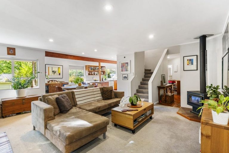 Photo of property in 1/28 Cresta Avenue, Beach Haven, Auckland, 0626