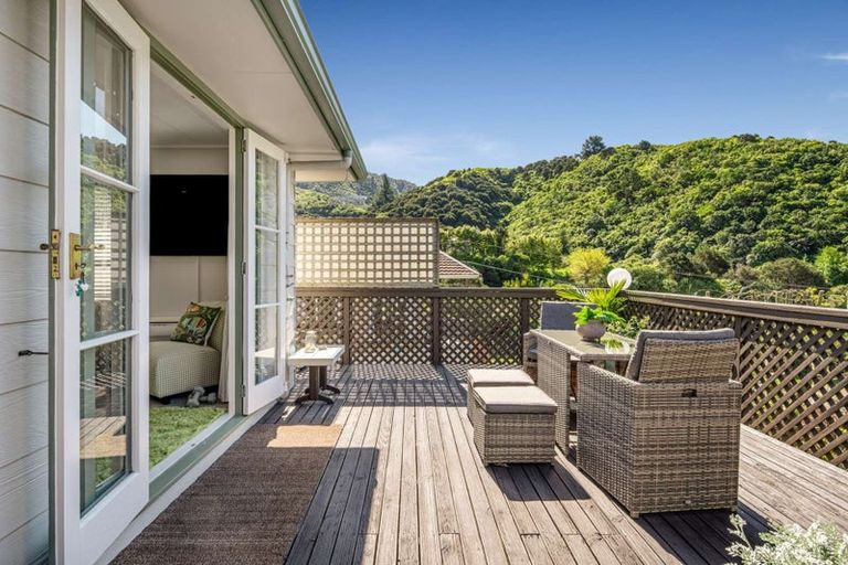 Photo of property in 3 Webster Place, Picton, 7220