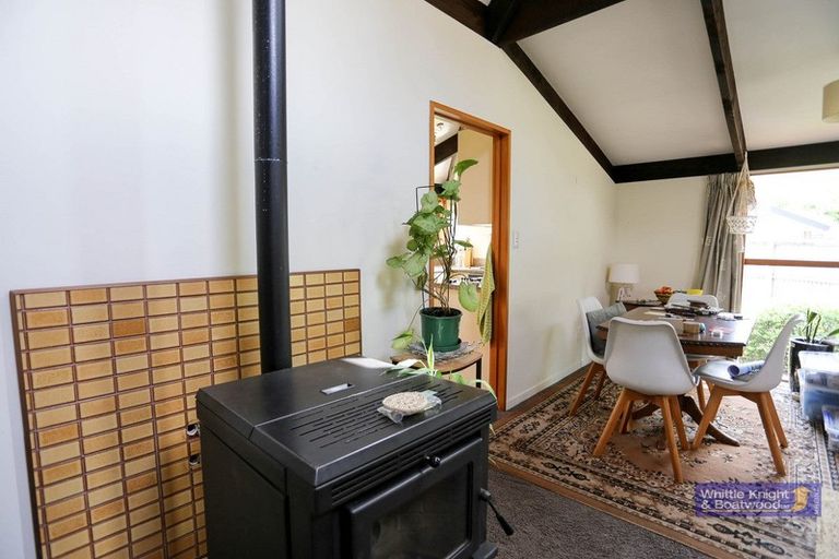 Photo of property in 351 Sawyers Arms Road, Harewood, Christchurch, 8051