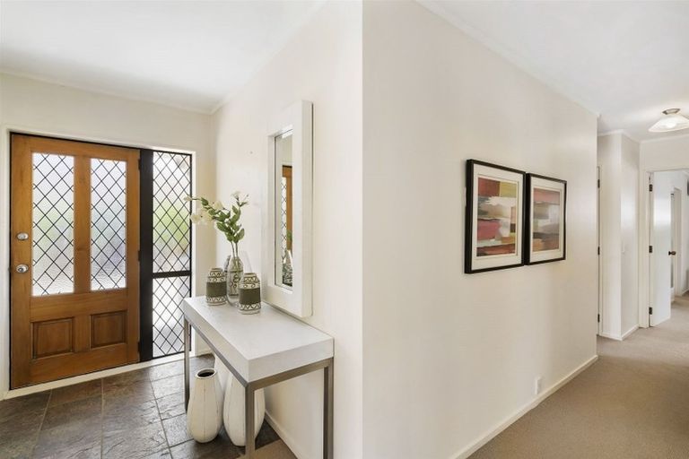 Photo of property in 2/17 Brook Street, Milford, Auckland, 0620