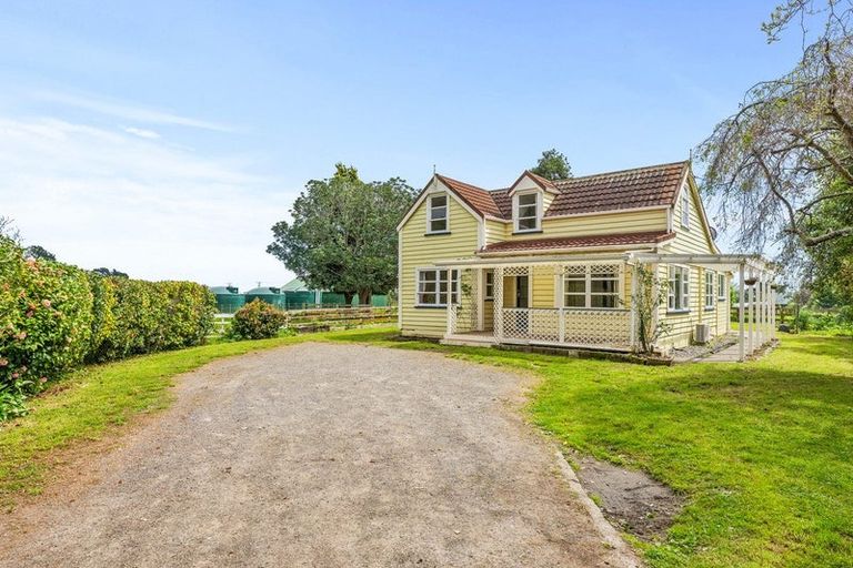 Photo of property in 44 Atkins Road, Otaki, 5583
