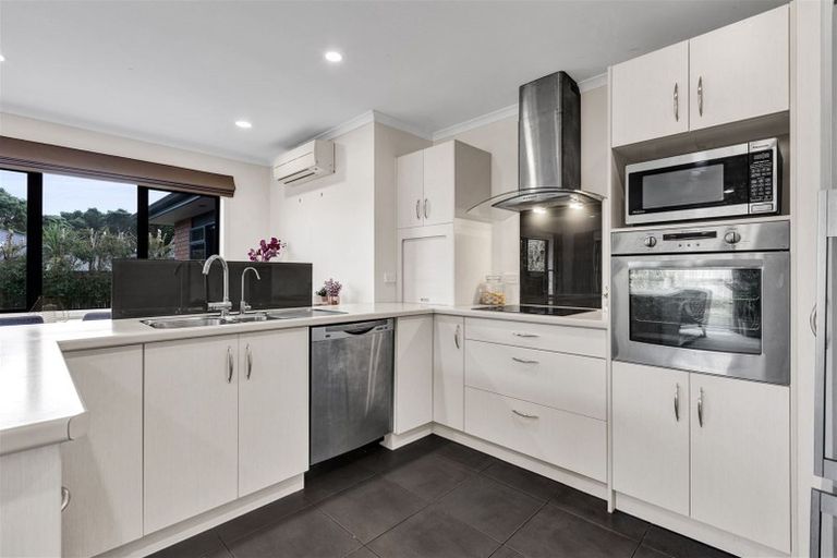 Photo of property in 23b Marlin Terrace, Bell Block, New Plymouth, 4312