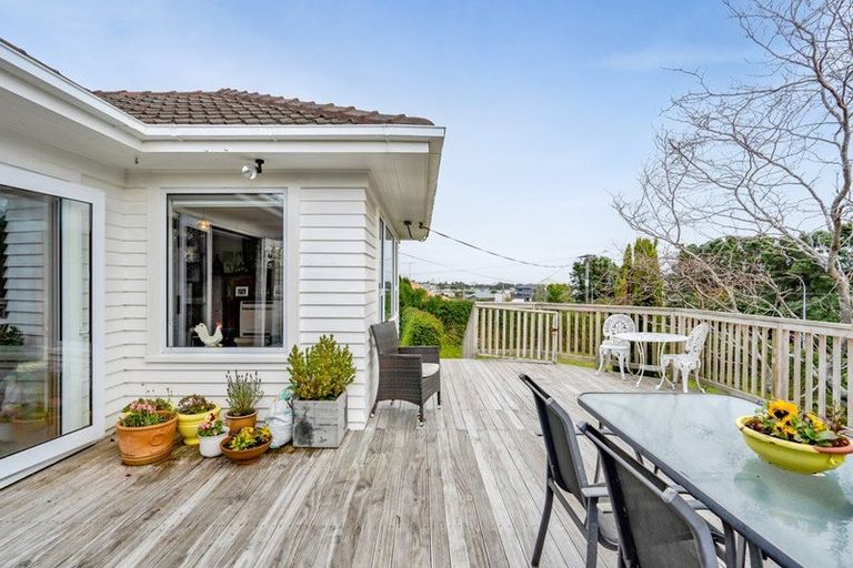 Photo of property in 12 Solway Terrace, Bell Block, New Plymouth, 4312