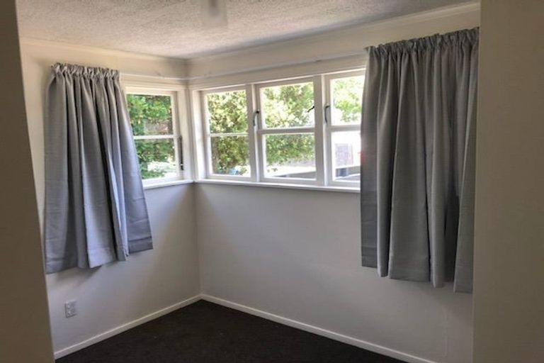 Photo of property in 15 Chapman Crescent, Naenae, Lower Hutt, 5011