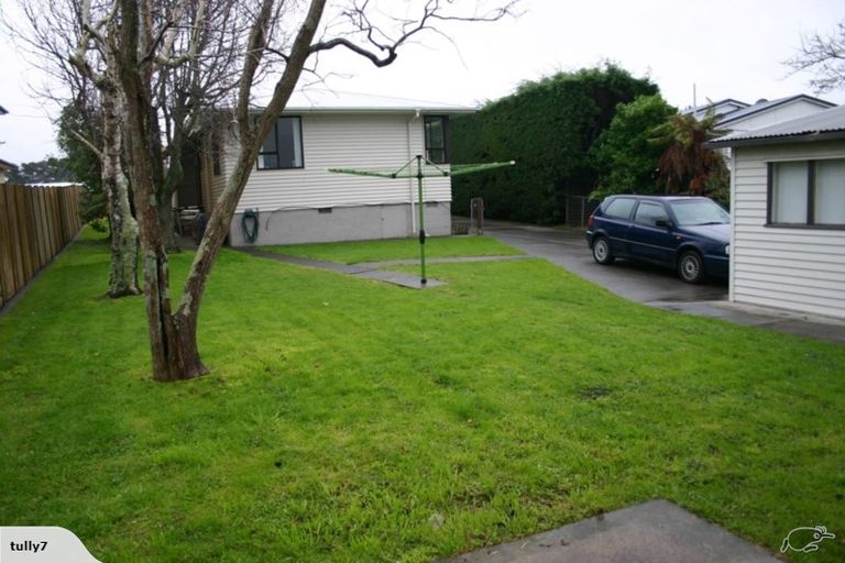 Photo of property in 13 Bass Road, Mount Wellington, Auckland, 1060