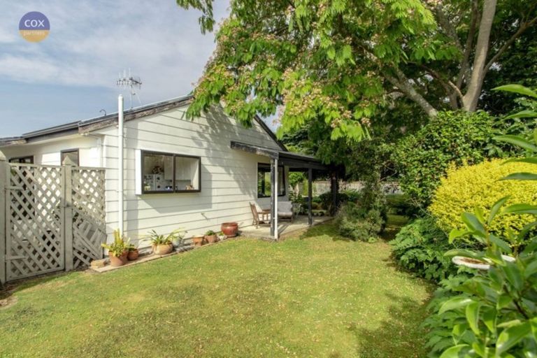 Photo of property in 84a Avondale Road, Taradale, Napier, 4112