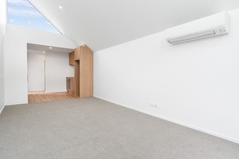 Photo of property in 8/7 Grove Road, Addington, Christchurch, 8024