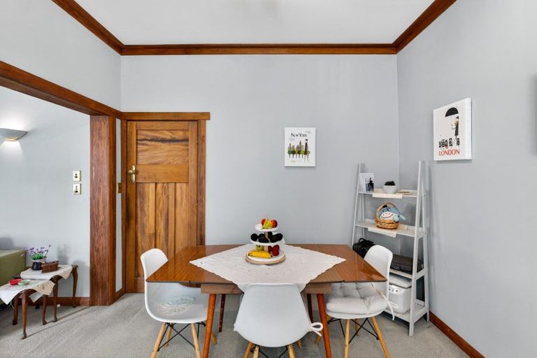 Photo of property in 10 Milton Road, Bluff Hill, Napier, 4110