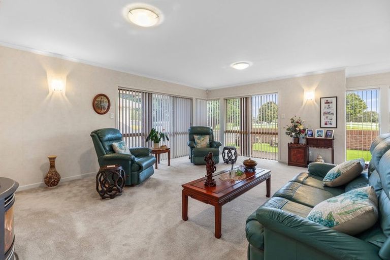 Photo of property in 27 Matapihi Road, Mount Maunganui, 3116