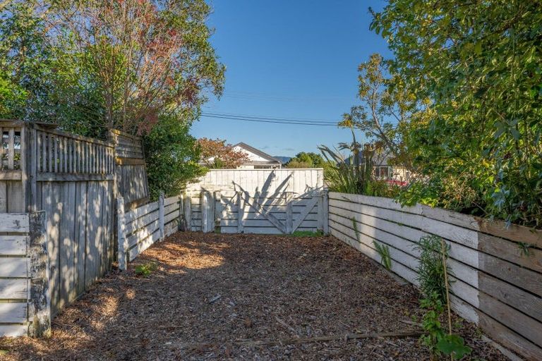 Photo of property in 56 Te Manuao Road, Otaki, 5512