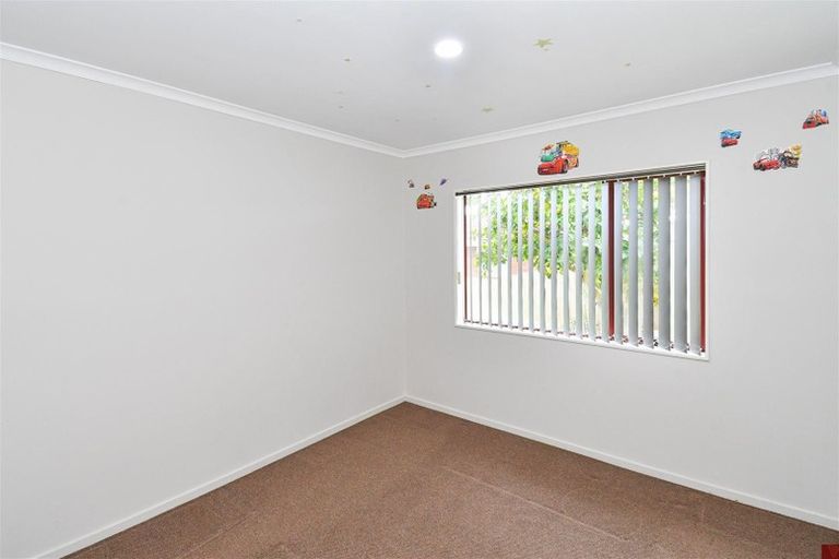 Photo of property in 81 Pitt Avenue, Clendon Park, Auckland, 2103