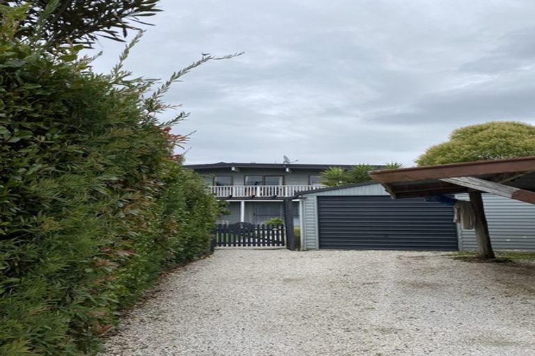 Photo of property in 19 Iwa Street, Mapua, 7005