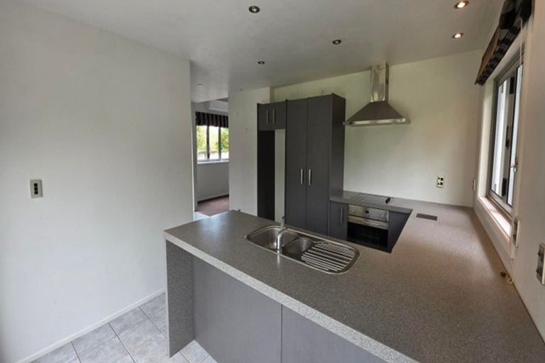Photo of property in 12 Rimutaka Street, Paraparaumu, 5032