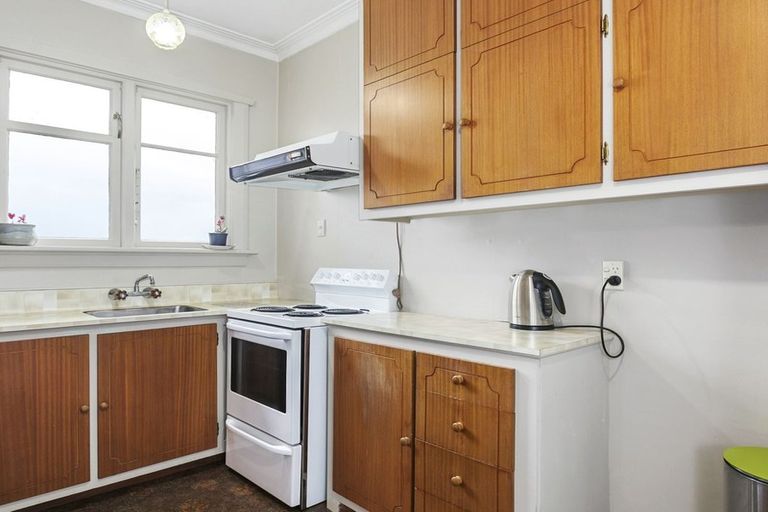 Photo of property in 40 Mornington Road, Balaclava, Dunedin, 9011